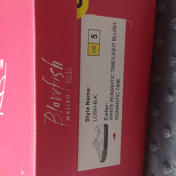 NEW Blowfish sneakers LUSH-B-K sz 5 Color White -Light Blush Romantic time - Picture 10 of 10